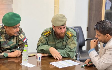 مدير عام الشيخ عثمان ورئيس اللجنة الأمنية يطّلع على التقرير الإحصائي السنوي لإدارة الشؤون القانونية بالحزام الأمني