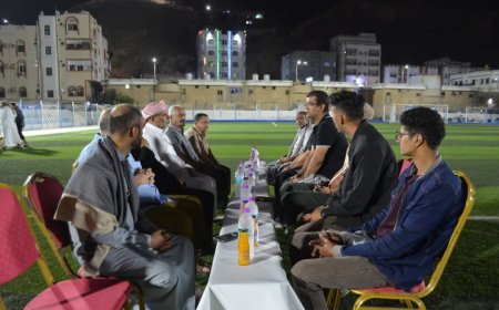 رئيس إتحاد الإعلام الرياضي بساحل حضرموت يشارك في لقاء المجلس الوطني مع قيادة نادي تضامن حضرموت 