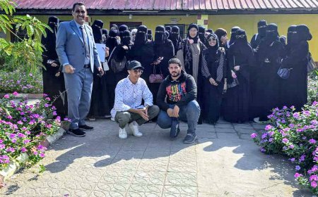 كلية اللغات والترجمة بجامعة عدن تختتم امتحانات الفصل الدراسي الأول