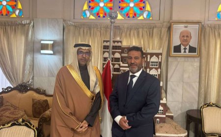 د. الشاذلي يلتقي السفير المنيخر ويؤكد أهمية إنصاف عدن وتمثيلها العادل