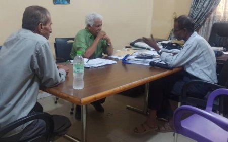 مدير عام كهرباء أبين: لاستقرار الخدمة نحتاج إلى 70 ميجاوات.. والمتوفر حاليًا لا يتجاوز 5 ميجاوات..  العودة الجزئية للتيار الكهربائي في أبين لا تزال غير كافية ومعاناة المواطنين مستمرة