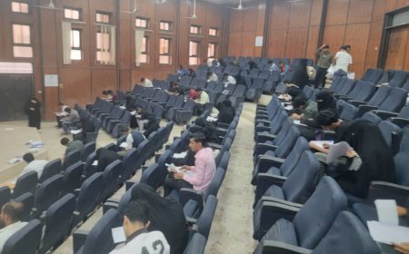 بنجاح كبير.. كلية الحقوق بجامعة عدن تختتم امتحانات الفصل الدراسي الأول