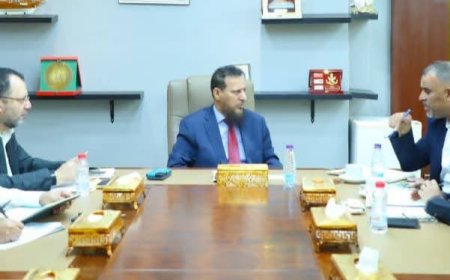 محافظ عدن يؤكد استمرار دعم المعلمين ووضع التعليم على رأس أولويات السلطة المحلية