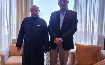 عضو مجلس القيادة محافظ حضرموت يناقش مع المدير التنفيذي لبترومسيلة الأوضاع العامة للشركة وجهود توفير المشتقات النفطية