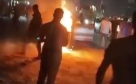 عاجل وبالصورة.. حريق مروع يلتهم سيارة في مدينة (إنماء) بعدن (تفاصيل)