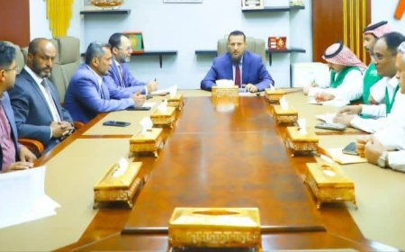 محافظ عدن يبحث مع البرنامج السعودي لدعم وإعمار اليمن مجالات التعاون ودعم المشاريع التنموية والخدمية