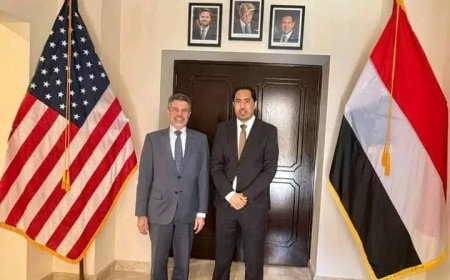 الوزير البكري يبحث مع السفير الأمريكي تعزيز التعاون المشترك ودعم تأهيل الشباب