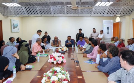 وزارة النفط والمعادن وهيئة استكشاف وانتاج النفط تدشّن توزيع إسقاطات الأراضي لموظفيها