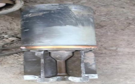 صواريخ الحوثي تضرب منطقة حجر بالضالع وتسقط قرب منزل مدني