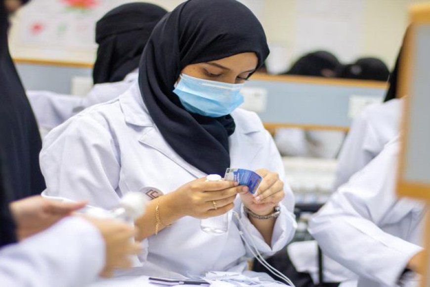 فضيحة حوثية داخل أكبر مستشفيات صنعاء.. وطبيبة تروي التفاصيل!