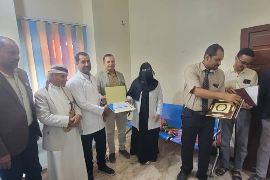 مركز الأمين لطب وجراحة الأسنان بمأرب يكرّم كادره الطبي ويستعرض أكثر من 6 آلاف خدمة.