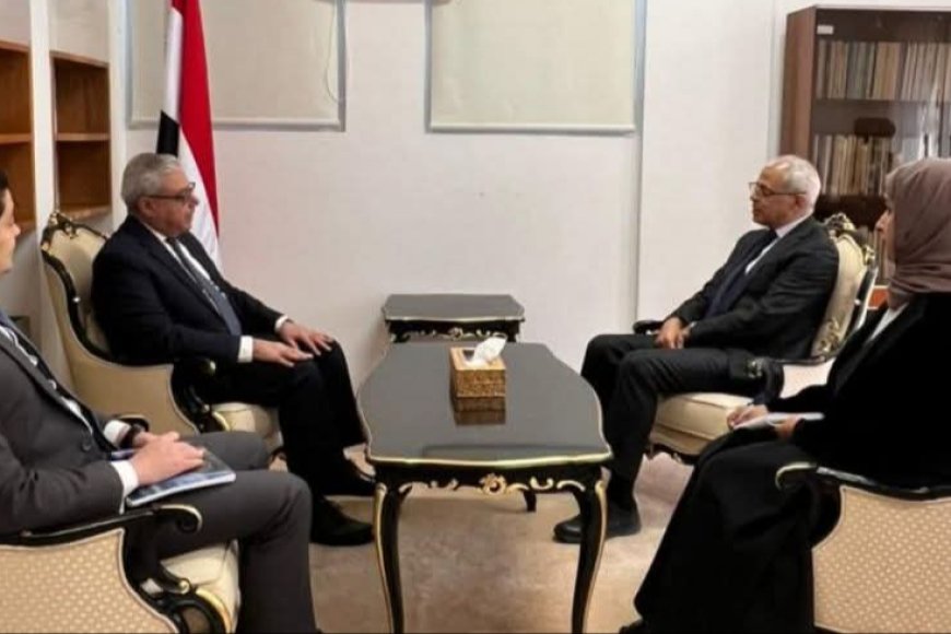 نائب وزير الخارجية يبحث مع السفير المصري العلاقات الثنائية وآفاق التعاون المشترك