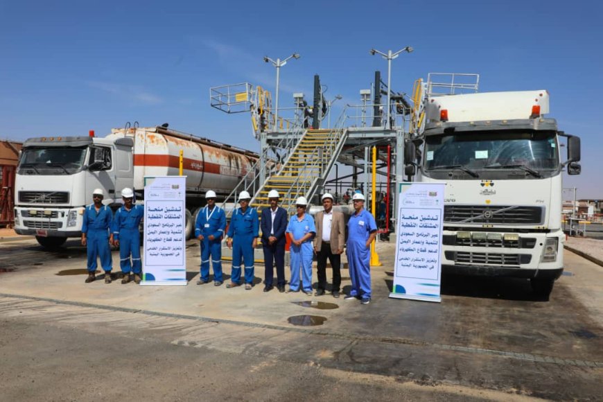 الوكيل الجيلاني يدشن منحة المشتقات النفطية المقدمة من البرنامج السعودي لتنمية وإعمار اليمن لدعم قطاع الكهرباء