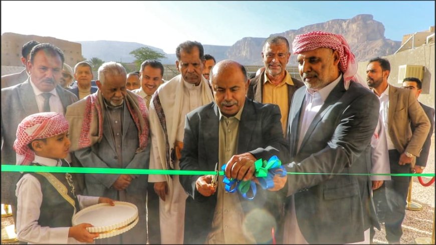 محافظ حضرموت يفتتح مقر مجلس حضرموت الوطني بمدينة سيئون 