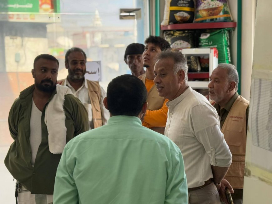 إدارة المعلا تنفذ نزولا ميدانيا لضبط اسعار السلع الغذائية في المعلا 