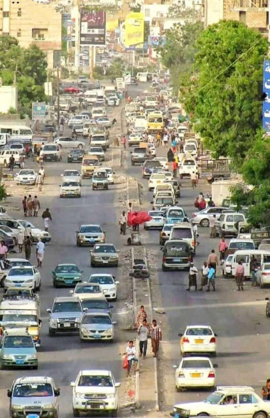 رسالة من الشارع.. عدن آمنة والمواطنون يمارسون حياتهم اليومية