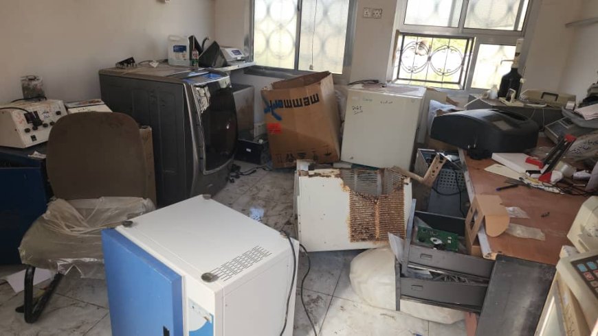 مؤسسة مياه عدن تدعو لإعادة أجهزة فحص المياه بعد اقتحام المختبر المركزي ونهبها