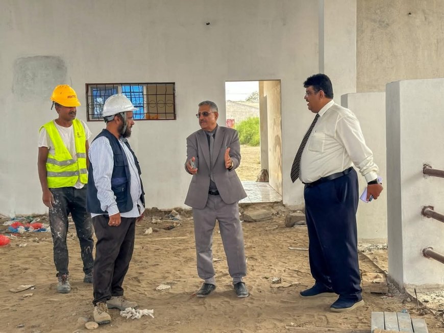 بتوجيه من الوزير السقطري .. وكيل وزارة الزراعة ومدير مكتب الزراعة بلحج يتفقدان مشروع إعادة تأهيل المركز الوطني لبحوث الثروة الحيوانية