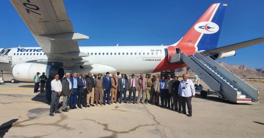 بحضور رئيس الهيئة.. استئناف تشغيل الرحلات الجوية عبر مطار سيئون الدولي