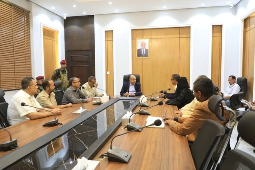 محافظ حضرموت يؤكد دور التعليم الفني والتدريب المهني في تلبية متطلبات سوق العمل وخلق فرص للشباب