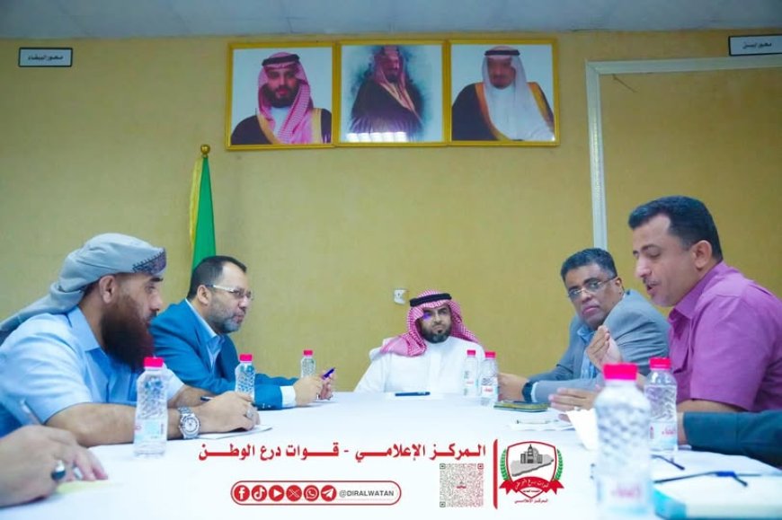 فلاح الشهراني يعقد لقاءات مع قيادات مصافي عدن ومؤسسة الكهرباء لمواجهة التحديات الخدمية