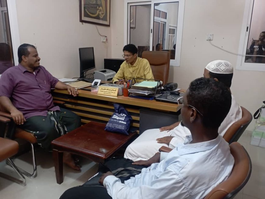 لقاء بين إتحاد الملتقيات الشبابية التطوعية بساحل ومركز قدرات التعليمي يبحث اوجه التعاون المشترك.* المكلا 