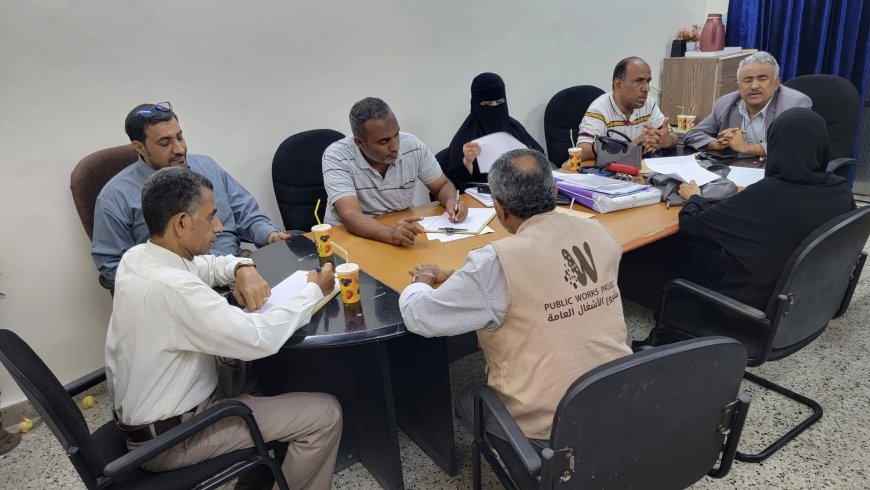 المدير العام "الشكلية"يتفقد سير أعمال الجرد بالمعاهد التقنية والمهنية  بالعاصمة عدن