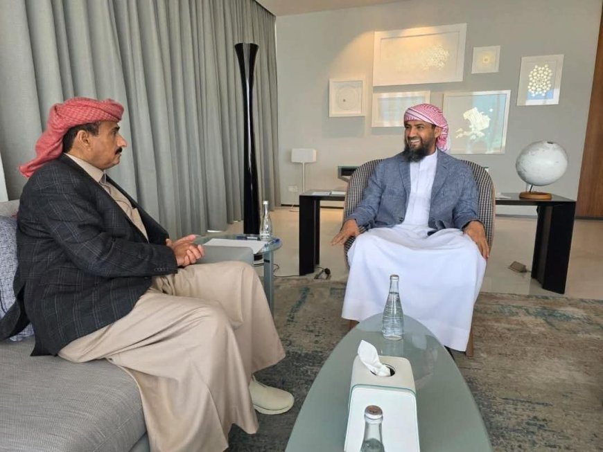 عضو مجلس القيادة الرئاسي المحرّمي يستقبل محافظ شبوة عوض بن الوزيز
