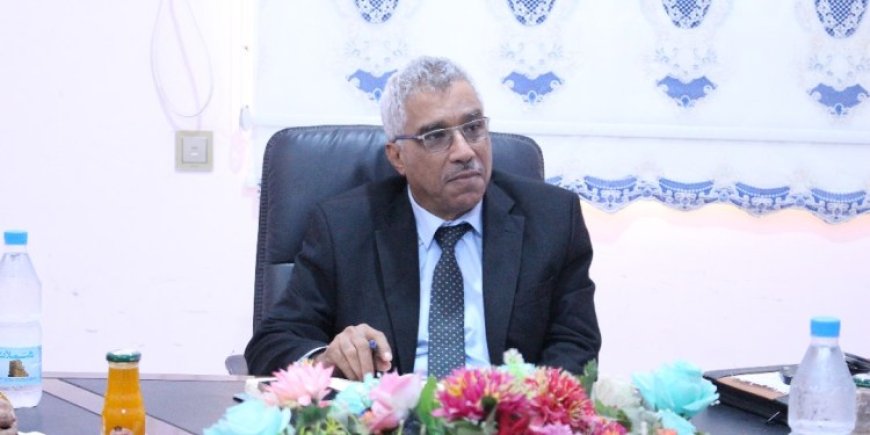 ​باسليم يهنئ الزنداني بنيله ثقة القيادة السياسية وتعيينه رئيساً للحكومة