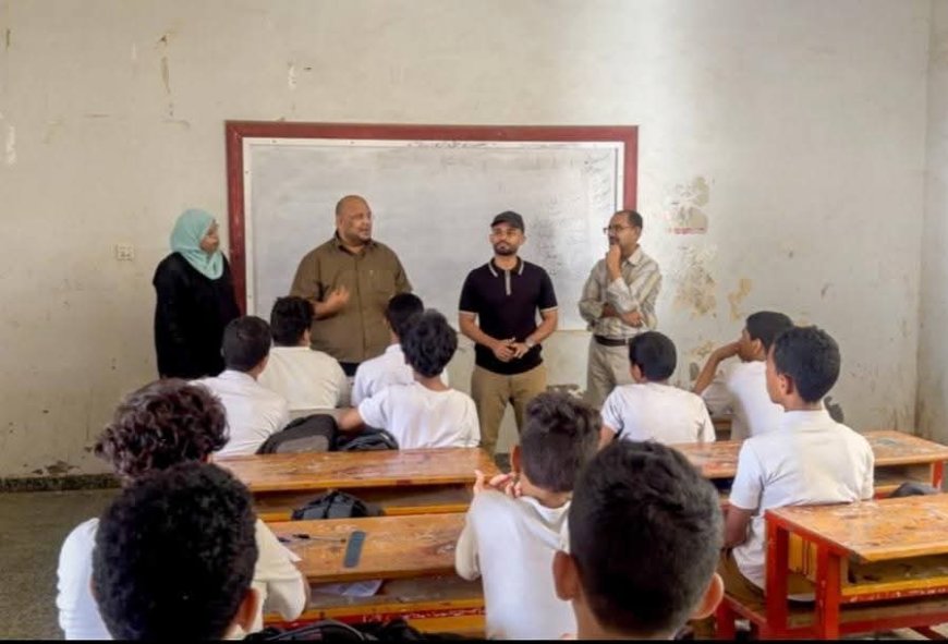 مدير عام صيرة يتفقد سير العملية التعليمية في مدرستي شمسان والبيحاني للتعليم الأساسي