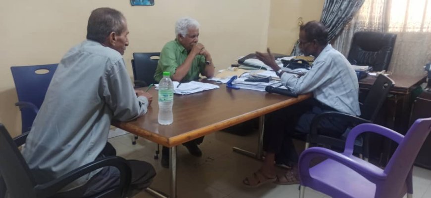 مدير عام كهرباء أبين: لاستقرار الخدمة نحتاج إلى 70 ميجاوات.. والمتوفر حاليًا لا يتجاوز 5 ميجاوات..  العودة الجزئية للتيار الكهربائي في أبين لا تزال غير كافية ومعاناة المواطنين مستمرة