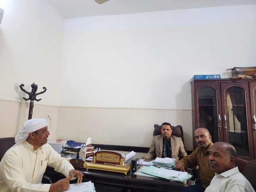 رئيس نيابة استئناف سيئون ينفذ نزولًا ميدانيًا مفاجئًا على النيابات الابتدائية بالمدينة