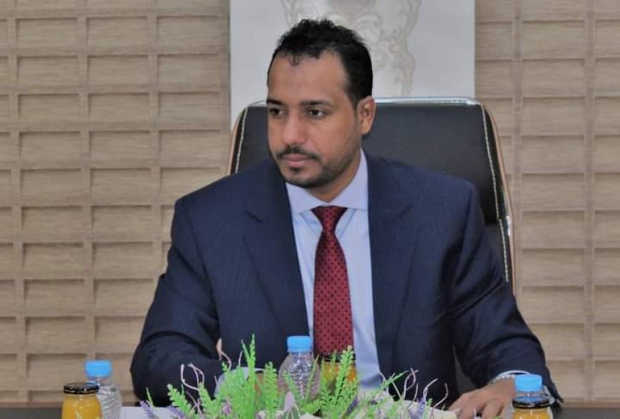 ناشط: الوزير العكبري يجمع بين سلوك رجل الدولة في وزارته وثبات الموقف السياسي في إطاره السياسي والجغرافي