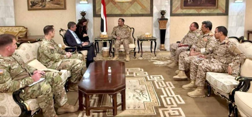 رئيس هيئة الأركان يبحث سبل التعاون الدفاعي والأمني مع سفيري أمريكا وبريطانيا