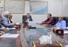 وزير الكهرباء يقر إعادة توزيع المهام وتوسعة المحطة الشمسية بعدن إلى 200 ميجاوات