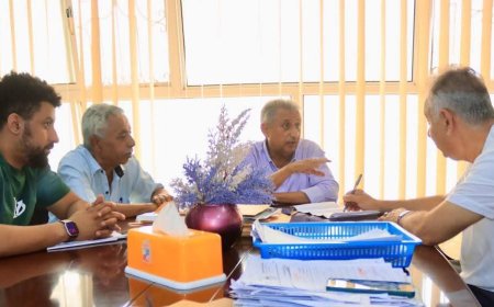 الجاوي وراشد يناقشان خطط النظافة والتحسين في المعلا 