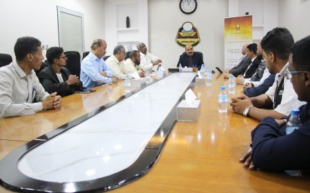 مدير تربية ساحل حضرموت يستقبل وفد منظمة رحمة حول العالم للإغاثة والتنمية لتعزيز أوجه التعاون المشترك بين الجانبين