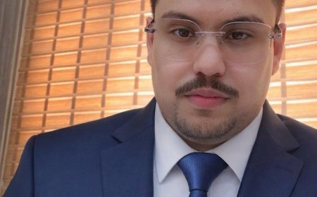 الزامكي يهنئ المهندس حسين عوض العقربي بمناسبة تعيينه وزيرًا للأشغال العامة والطرق