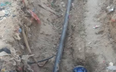 مؤسسة مياه عدن تجدد تحذيرها من التعديات على خطوط الشبكة في مديرية خورمكسر