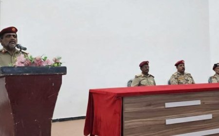 قائد المنطقة العسكرية الثانية يترأس لقاءً موسعاً بضباط المنطقة لمناقشة متطلبات المرحلة القادمة.