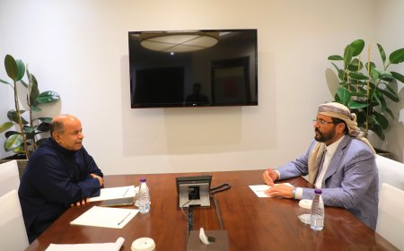 اعضاء مجلس القيادة الرئاسي الخنبشي والعرادة  يؤكدان أهمية التنسيق المتكامل لمواجهة كافة القضايا الوطنية في المحافظات المحررة