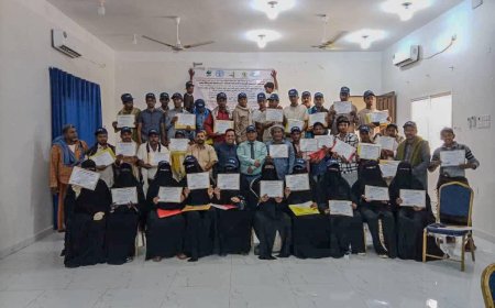 اختتام الدورة التدريبية حول بناء قدرات المزارعين العاملين بالمشاتل الزراعية في سقطرى 