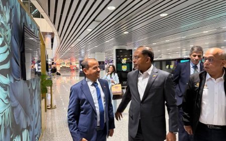 المستشار الخضمي يحضر فعالية افتتاح مركز إستقبال الطلبة الدوليين (ISAC) في مطار كوالالمبور