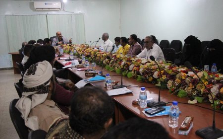 تربية ساحل حضرموت تنظم ورشة عمل حول دور الاختصاصي الاجتماعي وتفعيل مجالس الآباء والأمهات في المدارس