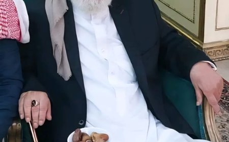 قائد قوات محور سبأ يعزي وزير الصحة والسكان الدكتور قاسم بحيبح في وفاة والده