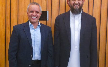 عضو مجلس القيادة المحرّمي يطّلع على خطط وزارة الشؤون الاجتماعية والعمل