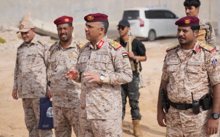 أركان محور الغيضة يتفقد جاهزية كتيبة أمن وحماية الطرقات ويشيد بمستوى أدائها في المهرة