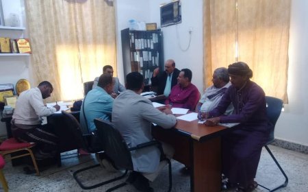 أجتماع فني لتفعيل العمل البحثي والزراعي بين الوزارة ومحافظة سقطرى 