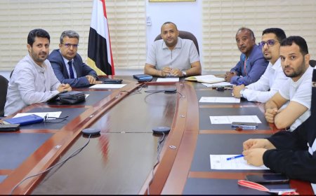 وزارة الصناعة والتجارة تدشّن مشروعًا وطنيًا لتعزيز قدرات منشآت العسل اليمني وتهيئته للمنافسة الدولية