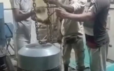 مؤسسة مياه عدن تواصل صيانة مضخة عمر المختار وتؤكد الحاجة لإعادة تأهيل أربع مضخات رئيسية